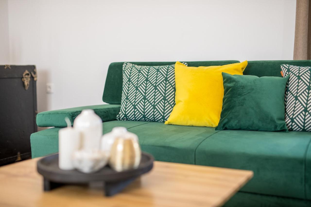Apartment Marina Малинска Экстерьер фото