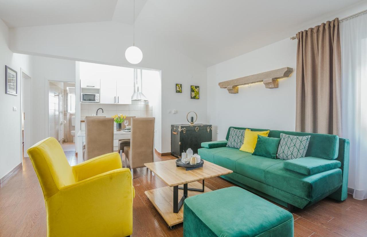 Apartment Marina Малинска Экстерьер фото