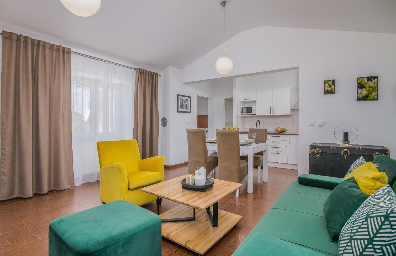 Apartment Marina Малинска Экстерьер фото